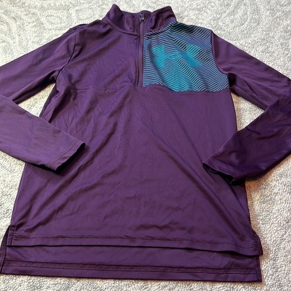 Under Armour Long Sleeve Shirt size medium - Picture 2 of 5